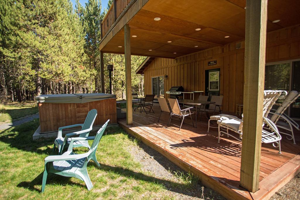 Diamondstone Guest Lodges La Pine Bagian luar foto